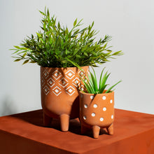 Load image into Gallery viewer, Mini Terracotta Polka Dot Planter
